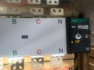 Реверсивный рубильник-переключатель с моторприводом 1250А