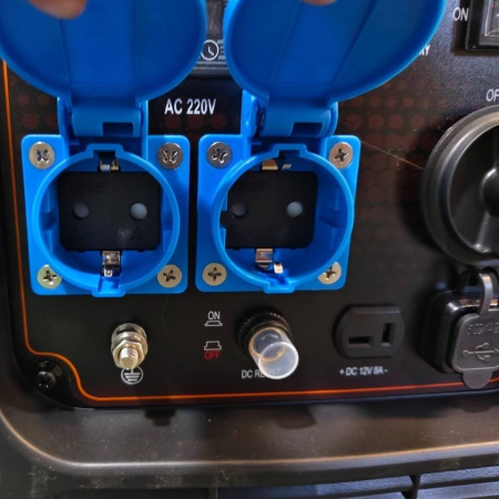 Бензиновый генератор  S3800iS