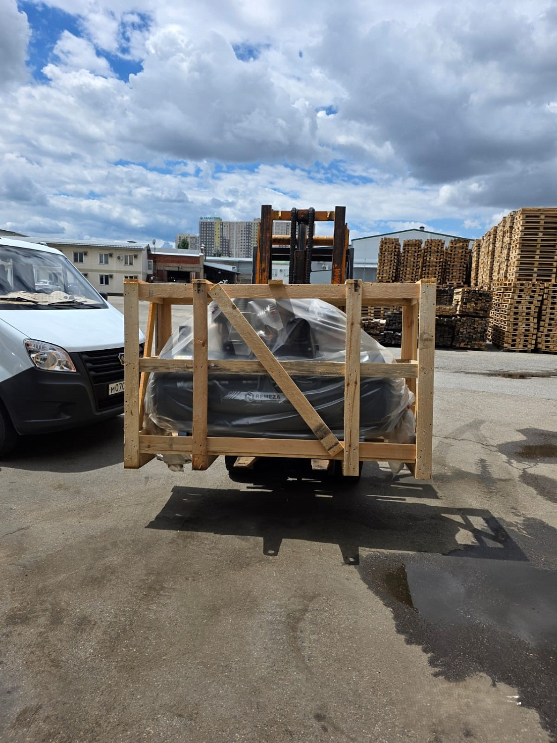 Отгрузка поршневого компрессора REMEZA СБ4/Ф-500.LB75 в г. Краснодар