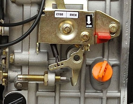 Дизельный генератор Hyundai DHY 6000LE-3